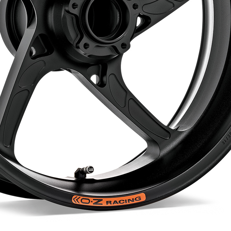 OZ Piega Aluminium Satz schwarz matt für Suzuki GSX1300R Hayabusa (nur mit ABS), WVCK, 2013-2018