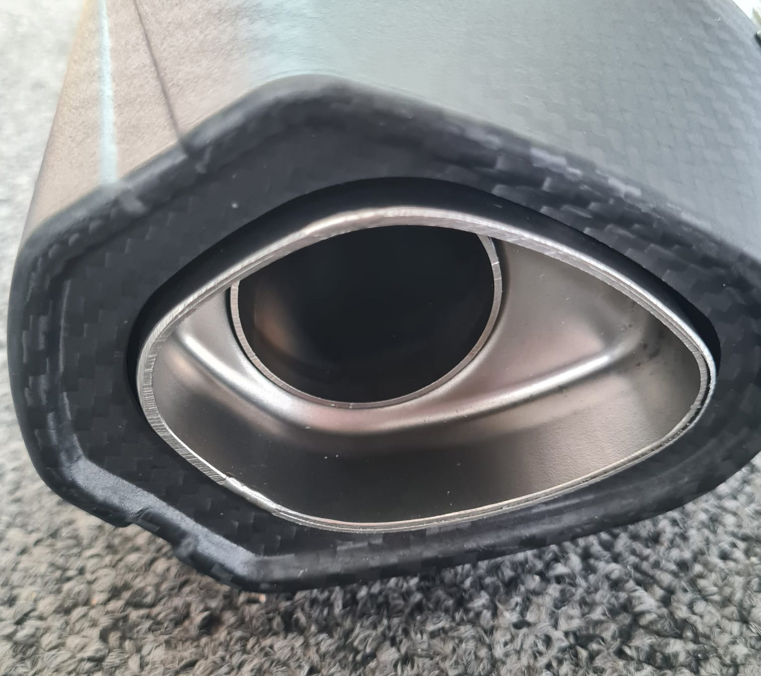 ARROW VELOCE DARK Slip-On für Triumph Tiger 1200 2022-