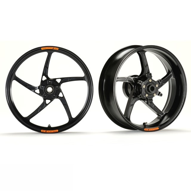 OZ Piega Aluminium hinten in schwarz glänzend für Kawasaki ZX10R Ninja, ZXT00C, ZXT00D, ZXT00E, ZXT00F, 2004-2010