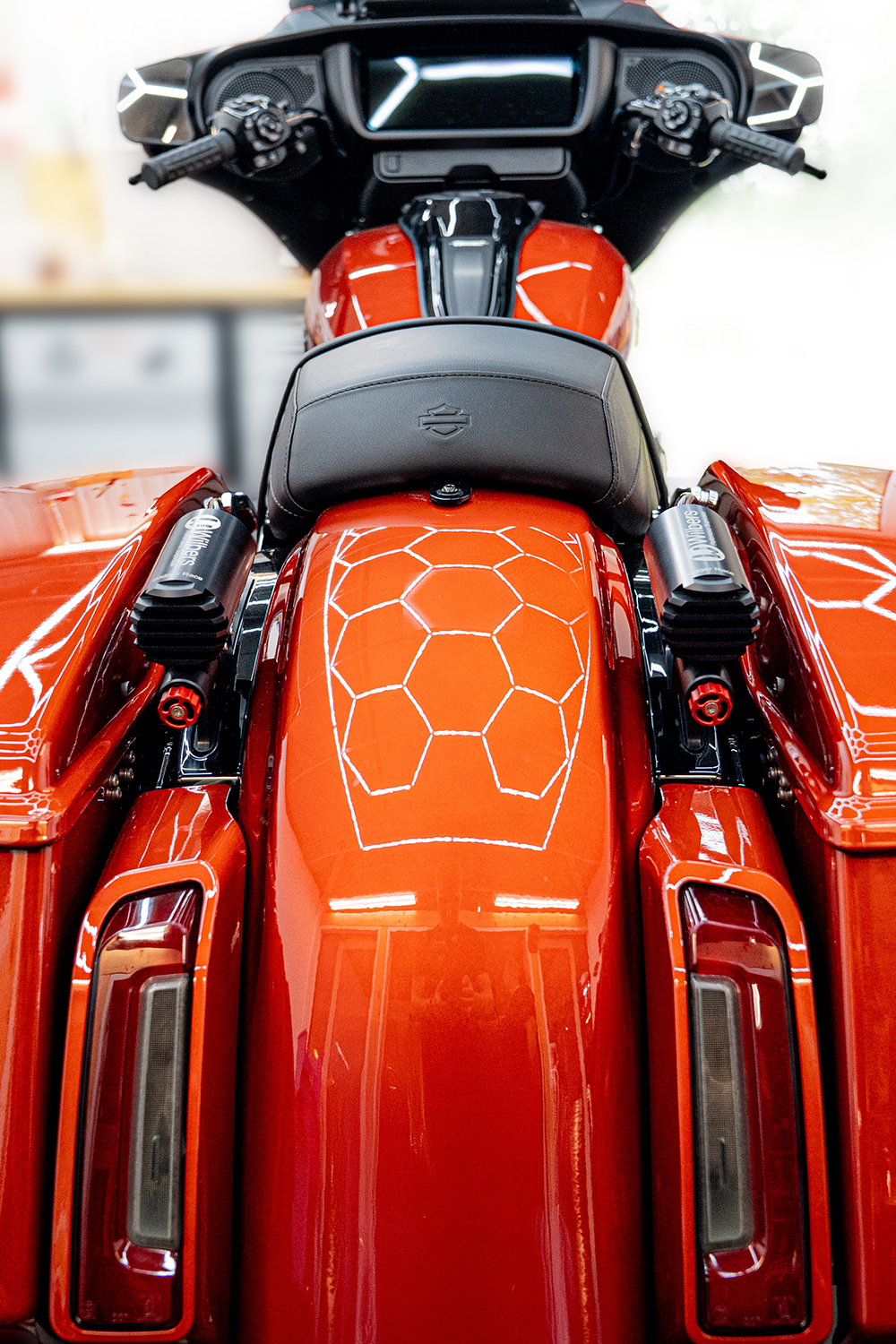Wilbers Federbein 641 TS Piggyback für Harley-Davidson FLHXSE CVO Street Glide, 2024