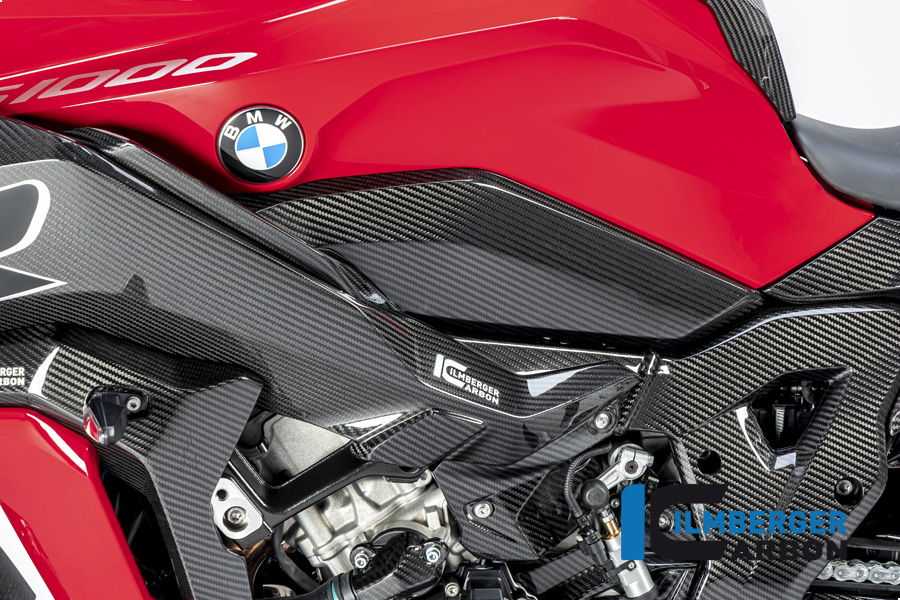 Ilmberger Carbon Seitendeckel am Tank (unten) links, glänzend, BMW S1000XR 2020- M1000XR 2024-