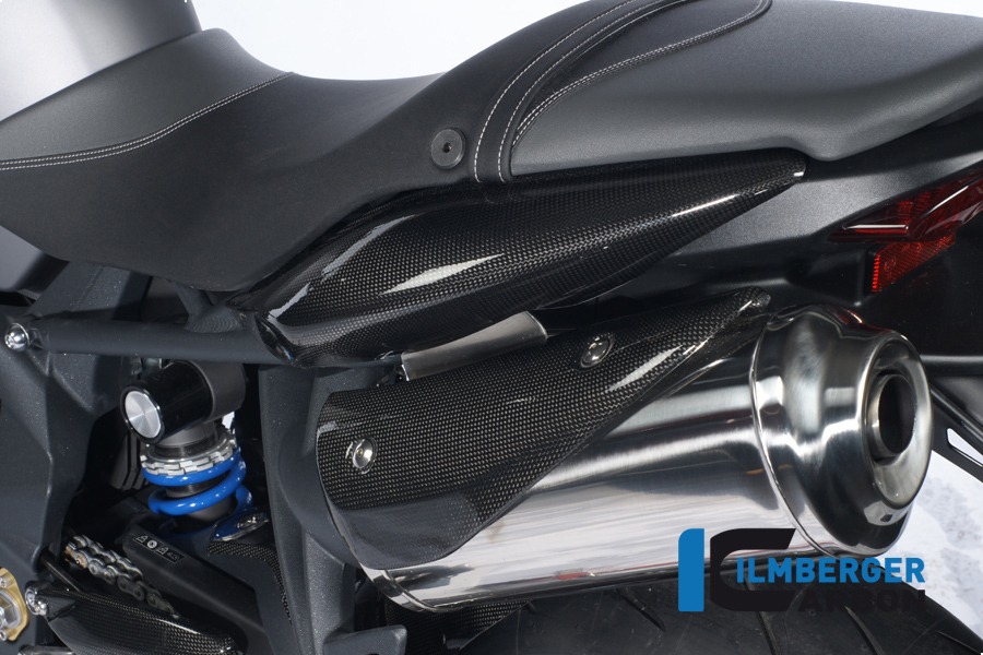 Ilmberger Carbon Seitendeckel unterm Sitz links, Carbon