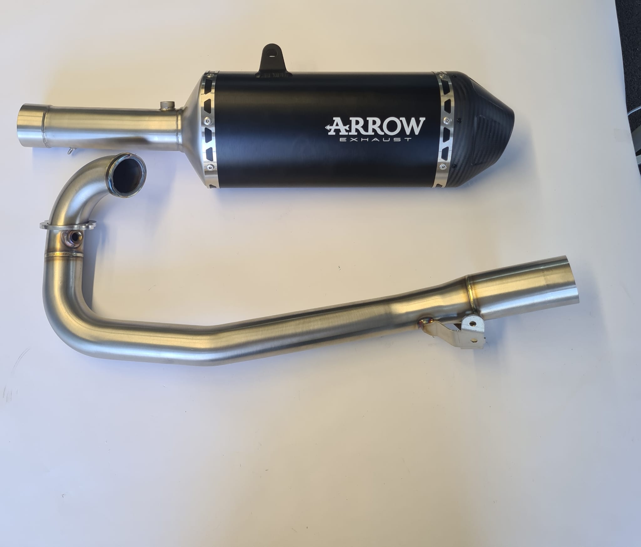 ARROW Auspuff Komplettanlage Explorer Aluminium Dark für KTM 690 Enduro R, SMC R und Husqvarna 701 Enduro, Supermoto, 2025-