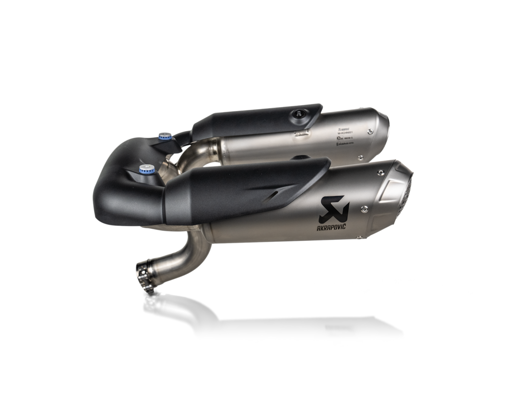 Akrapovic Slip-On Line (Titanium) Auspuff für Ducati Panigale V2, Streetfighter V2 Modelljahr 2025-