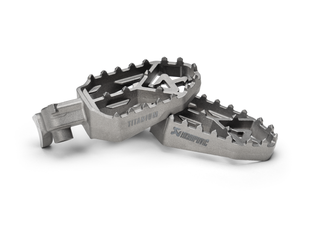 Akrapovic Adenture Fußrasten Titan für Yamaha Ténéré 700, 2019-