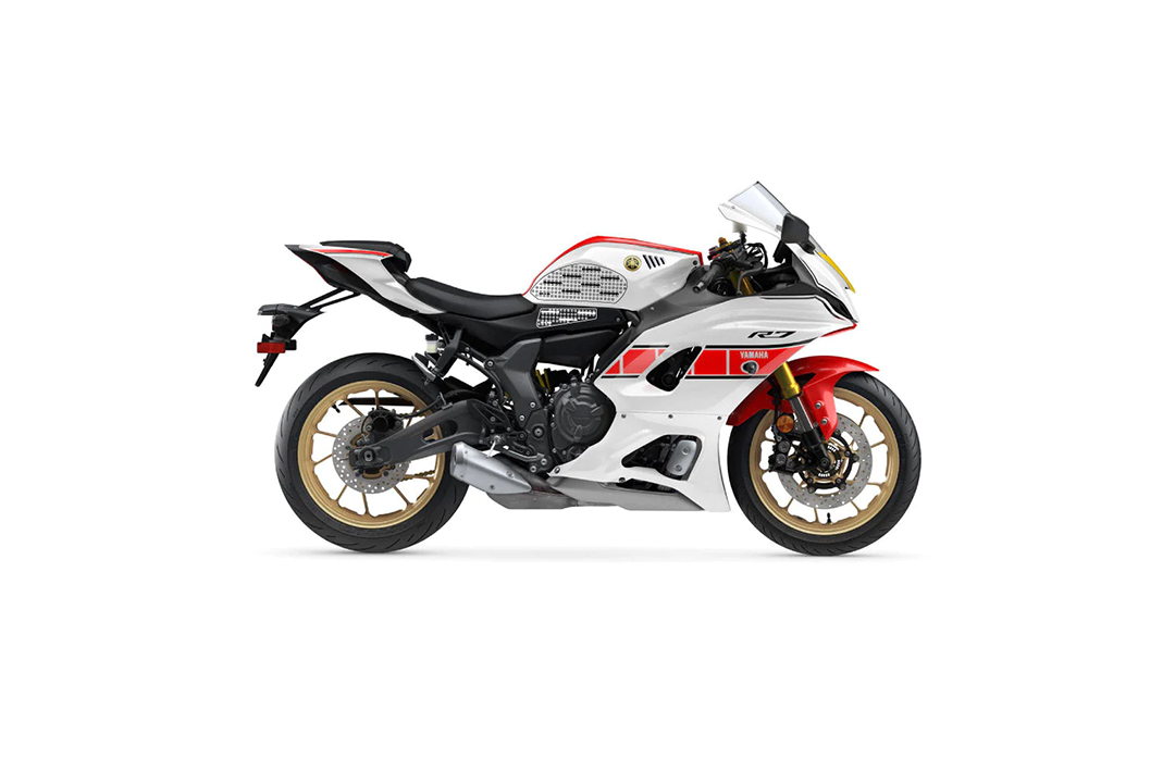 Stompgrip Tank Pad schwarz, Volcano, Streetbike Tank Kit - Tank Seiten, für Yamaha YZF-R7 RM39 EURO5 Baujahr 2022-