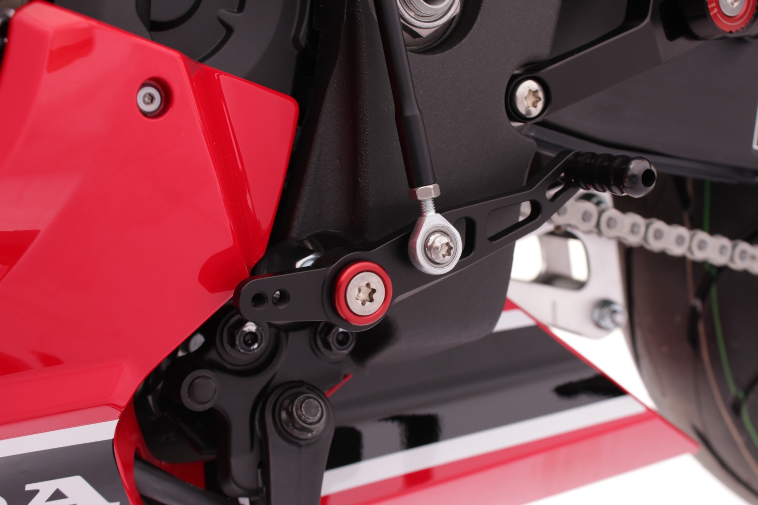 GILLES MUE2 Fußrastenanlage für Honda CBR1000RR SC77 schwarz