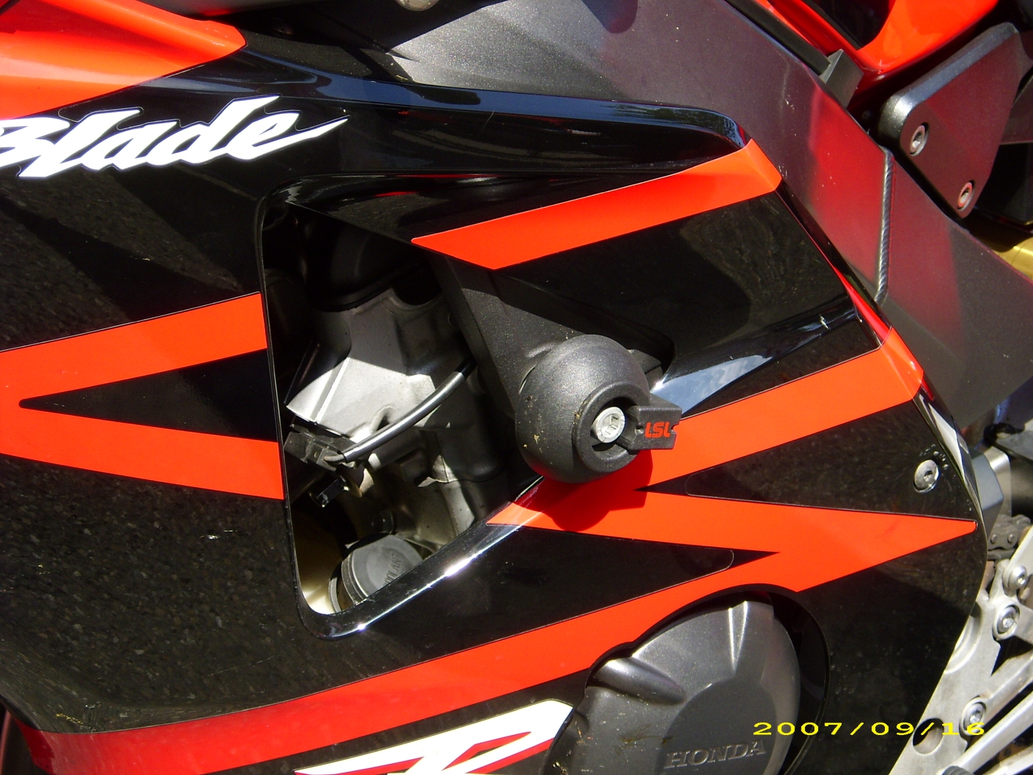 LSL Crash Pad Befestigungskit für Honda CBR900RR,  2000-2003