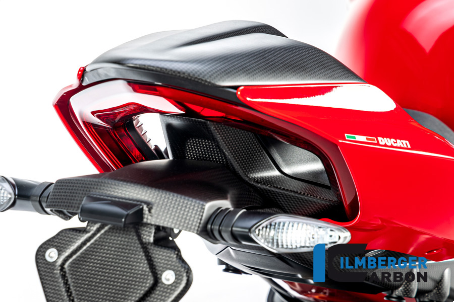 Ilmberger Carbon Ramenheckabdeckung unten matt  für Ducati Streetfighter V4 2020-