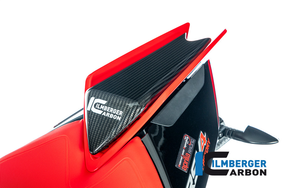 Ilmberger Carbon Soziussitzabdeckung glanz für Aprilia RSV4 / Tuono V4 2021-