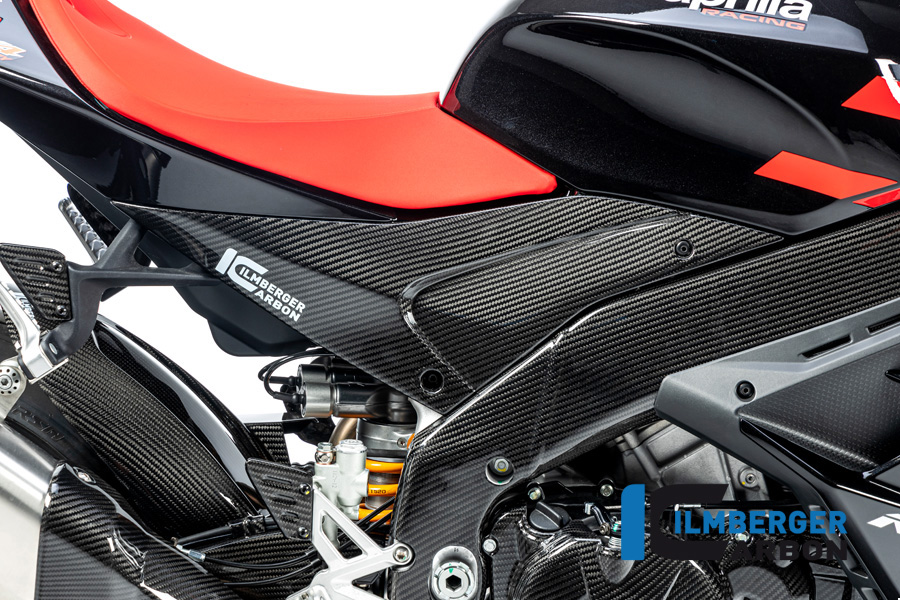 Ilmberger Carbon Seitendeckel rechts glanz für Aprilia RSV4 / Tuono V4 2021-