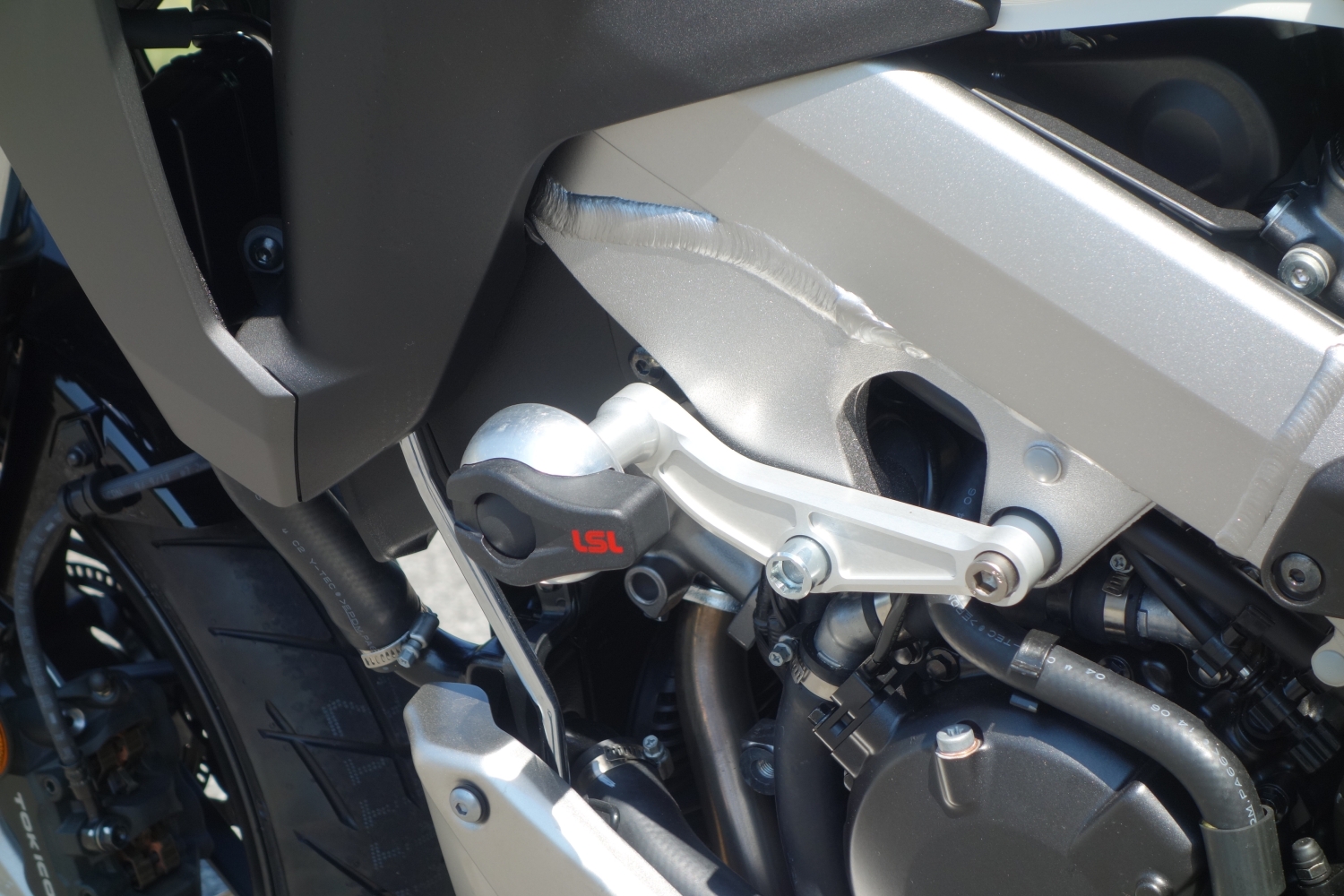 LSL Crash Pad Befestigungskit für Honda VFR800X Crossrunner,  2015-, mit Adapterplatten