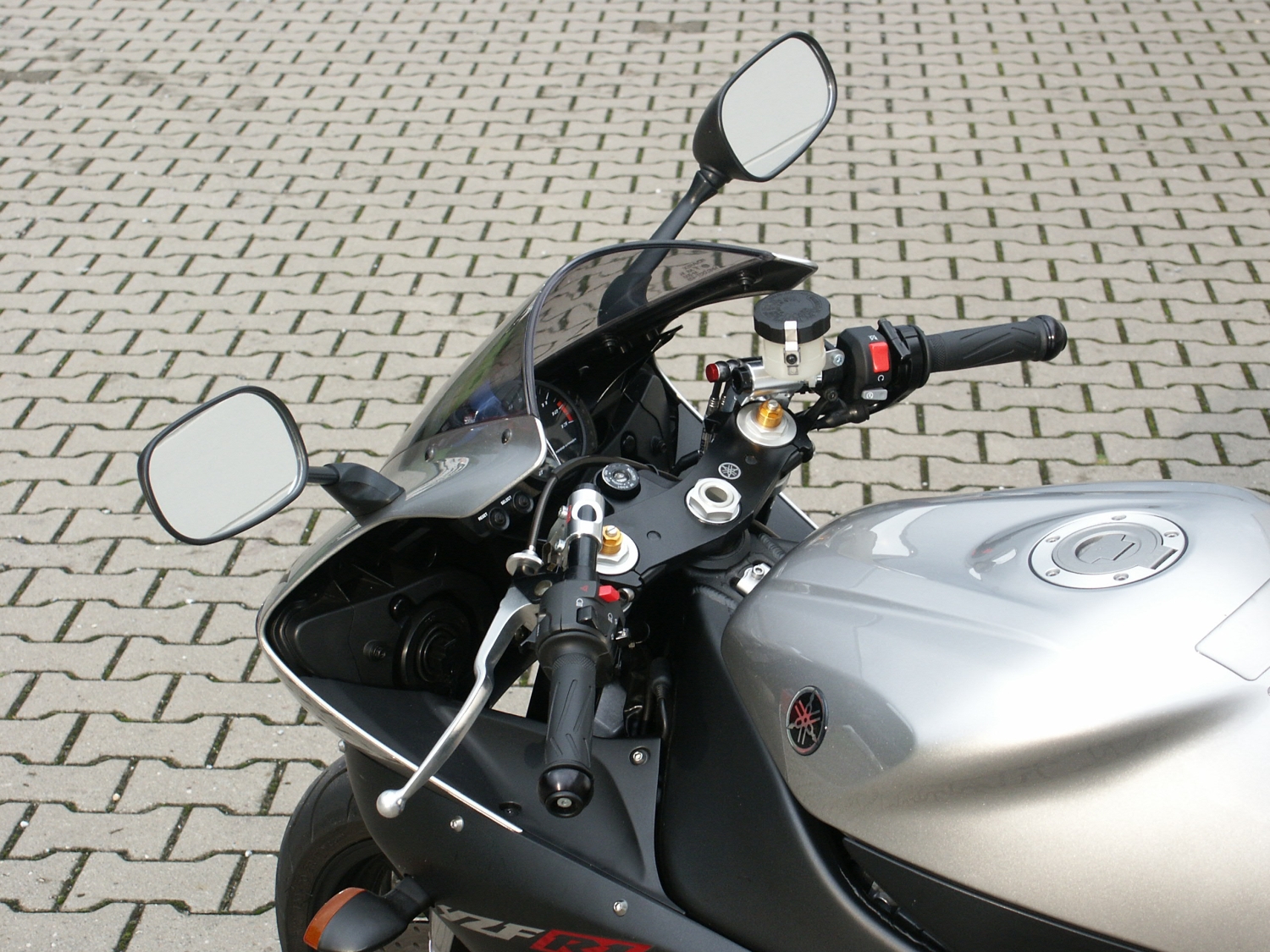 LSL Tour-Match-Kit für Yamaha YZF-R1 02-03