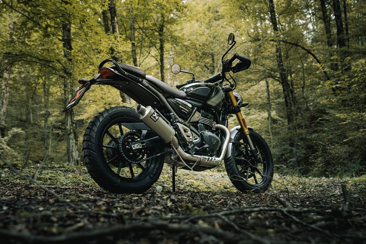 Akrapovic Slip-On Line (Titanium) Auspuff für Triumph Scrambler 400 X, 2023-2024