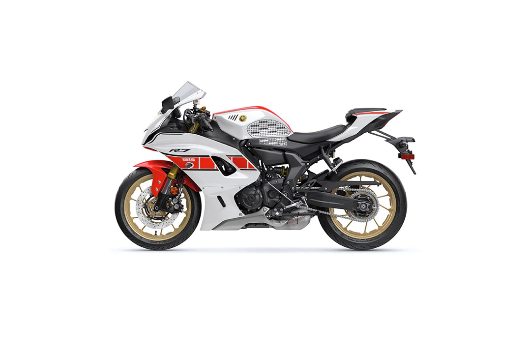 Stompgrip Tank Pad schwarz, Icon, Streetbike Tank Kit - Tank Seiten, für Yamaha YZF-R7 RM39 EURO5 Baujahr 2022-