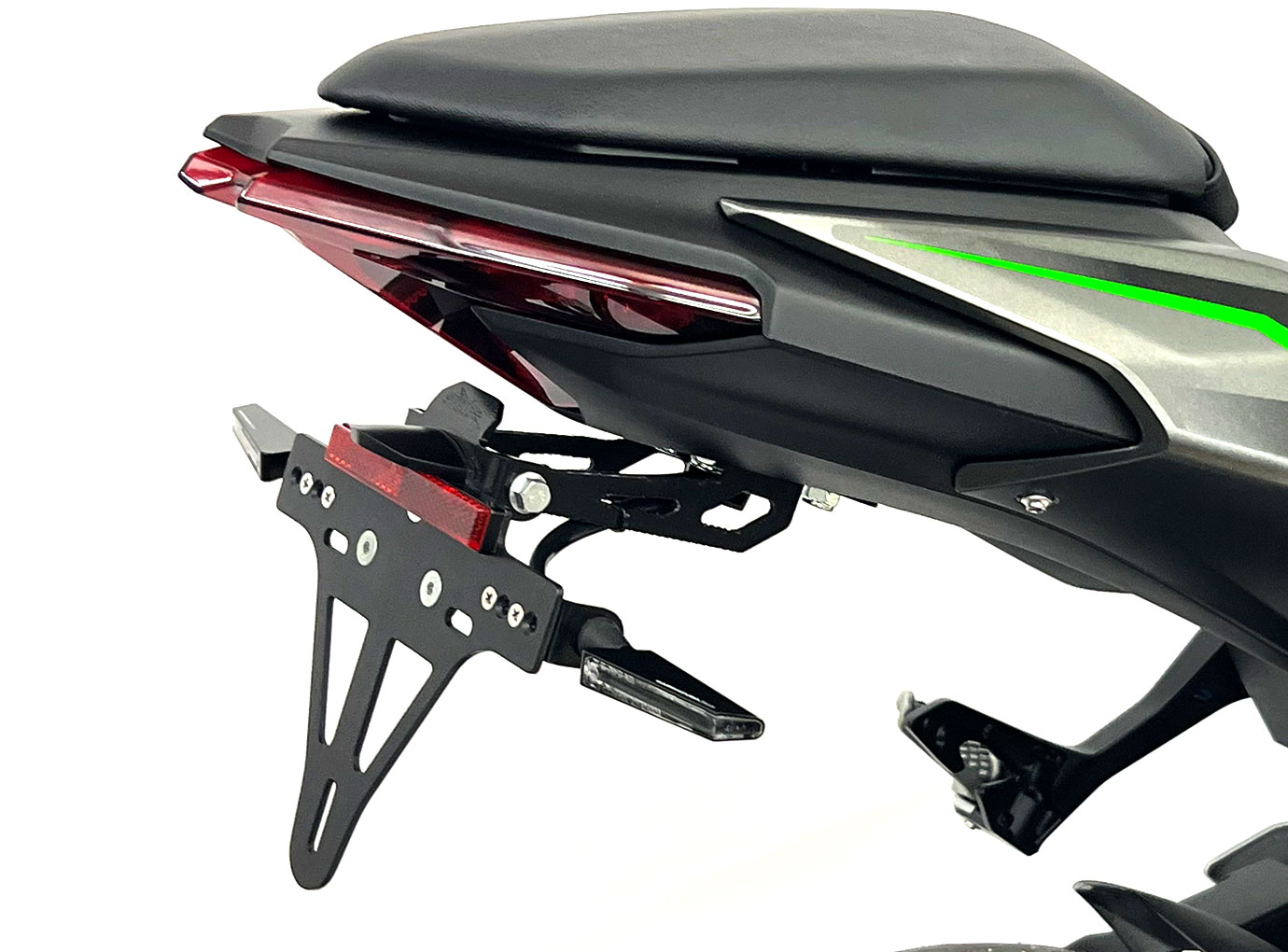 alpha Technik Kennzeichenhalter für Kawasaki Z500 / Ninja 500 / Ninja 500 SE, Modelljahr 2024-