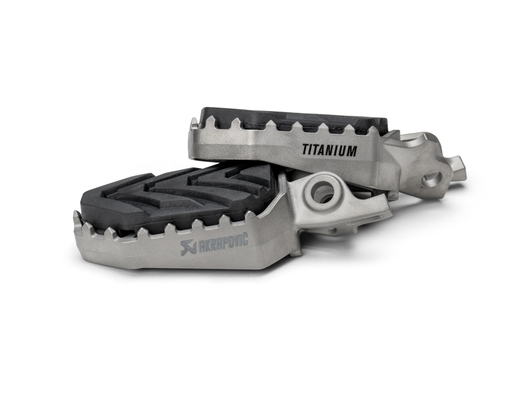 Akrapovic Adenture Fußrasten Titan für Honda CRF1000L African Twin, CRF1100L African Twin, Adventure Sports