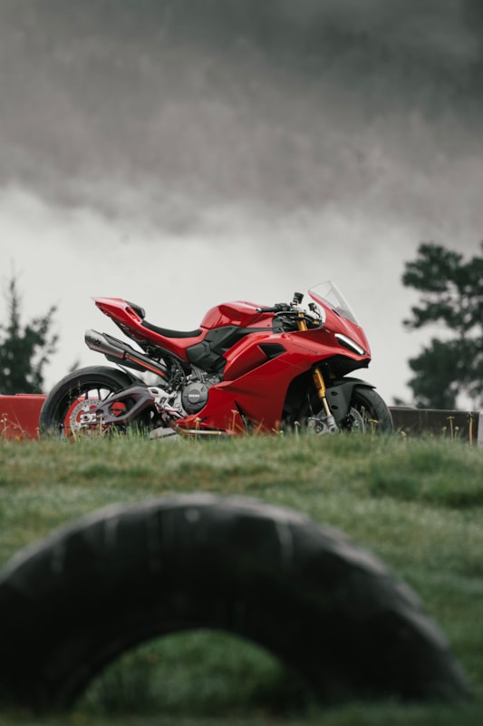 Akrapovic Evolution Line (Titanium) Auspuffanlage für Ducati Panigale V2, Streetfighter V2, 2025-