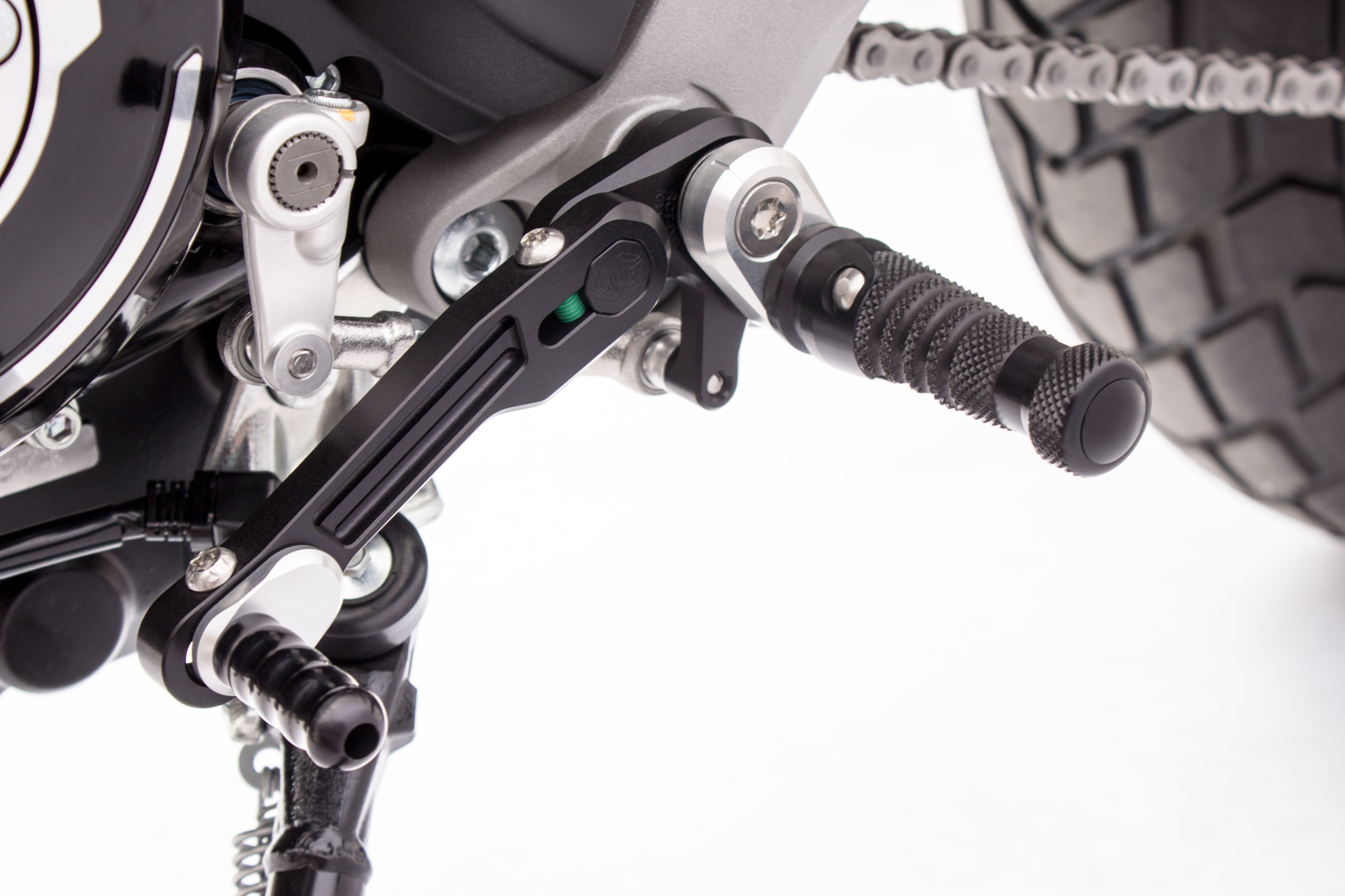 Gilles Tooling Fußrastenanlage RCT10GT D05 Für Ducati Scrambler 800 / 1100, 2014-