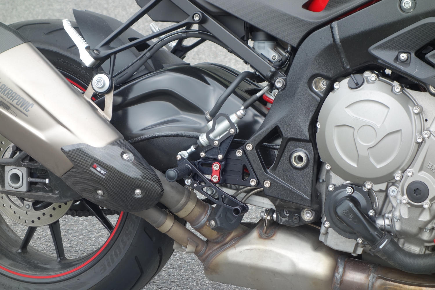 LSL 2Slide Rastenanlage für BMW S1000RR, 2017- , schwarz-rot