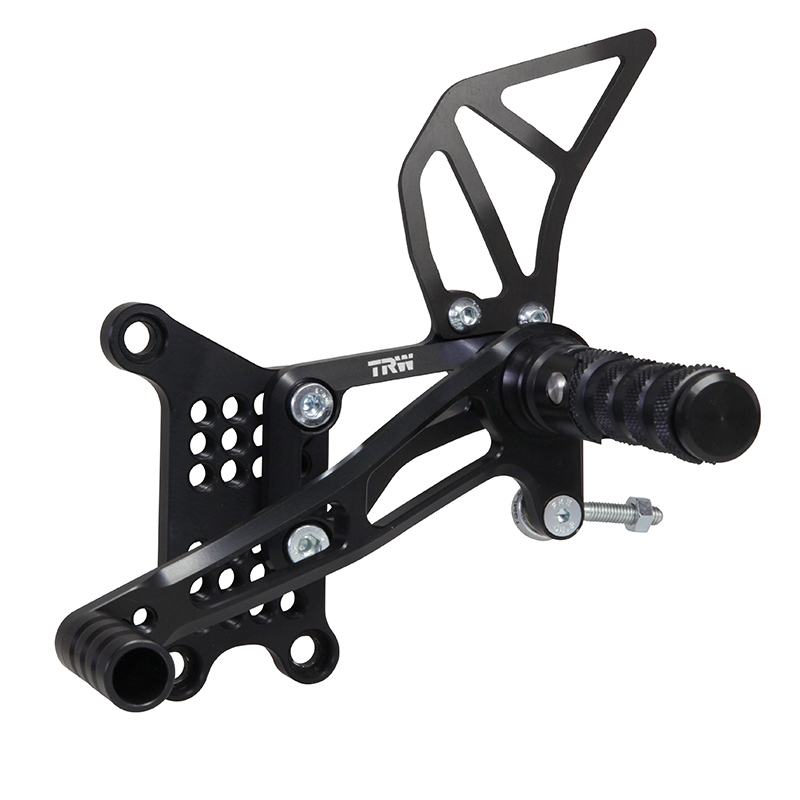 TRW Fußrastenanlage für Suzuki GSX 1300 Hayabusa