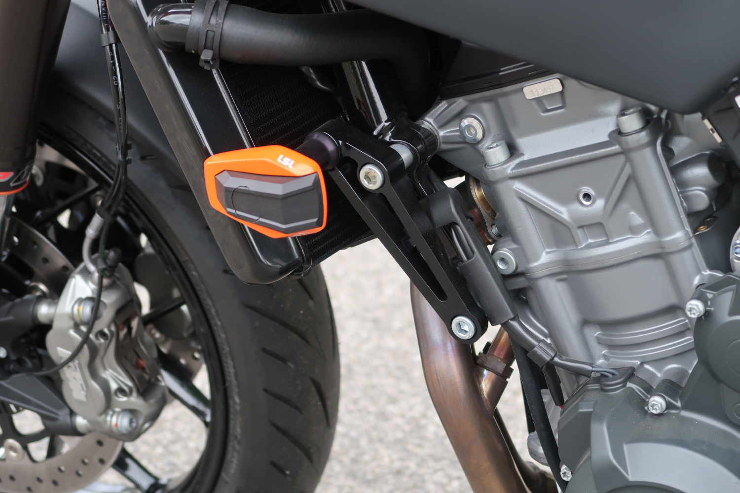 LSL Crash Pad Befestigungskit für KTM Duke 790, schwarz