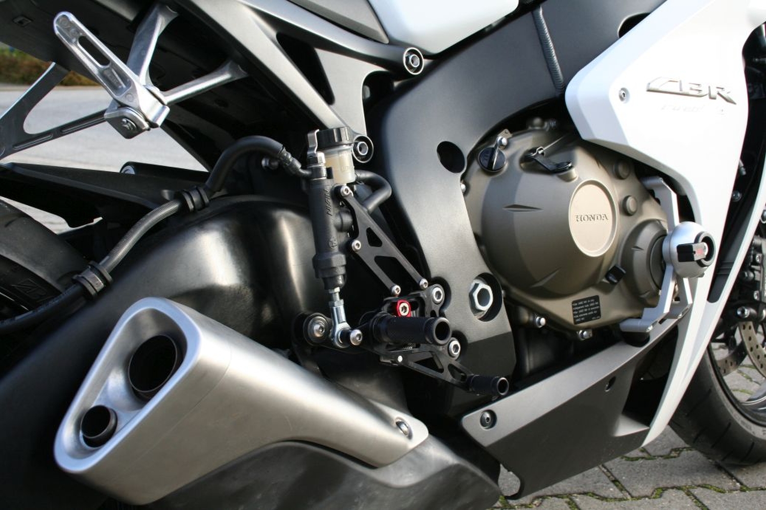 LSL 2Slide Rastenanlage für CBR 1000RR ab 08, Racing, schwarz-rot