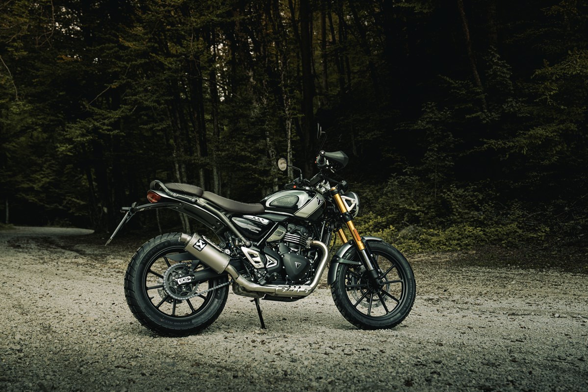 Akrapovic Slip-On Line (Titanium) Auspuff für Triumph Scrambler 400 X, 2023-2024