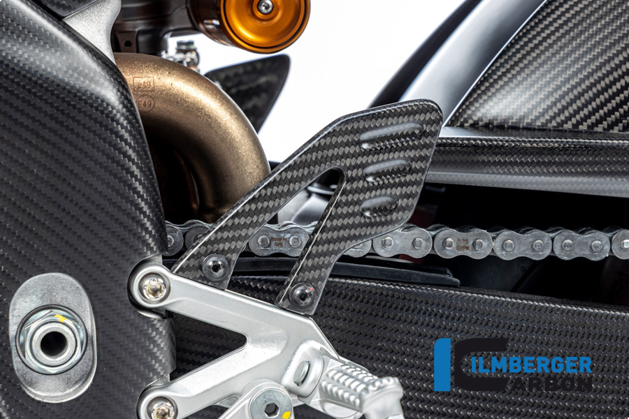 Ilmberger Carbon Fersenschutz links matt für Aprilia RSV4 / Tuono V4 2021-